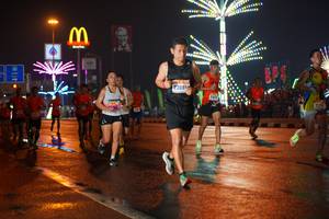 BIB: 2308
                            <button type="button" onclick="openModal(16186822)" class="btn btn-primary btn-sm float-right btn-popup" data-toggle="modal" data-target=".modal-high-quality">
                        <i class="fas fa-shopping-cart"></i> Add to Cart
                    </button>
                                            <button type="button" onclick="isThisMe(16186822, true)" class="btn btn-success btn-sm float-right btn-popup btn-isme hidden" data-toggle="tooltip" data-placement="bottom" title="นี่คือรูปของคุณใช่ไหม คลิกที่นี่เพื่อเอาเข้าอัลบั้ม">
                        <i class="fas fa-plus"></i> Add to album
                    </button>
                    <button type="button" onclick="isThisMe(16186822, false)" class="btn btn-warning btn-sm float-right btn-popup btn-isnotme hidden">
                        <i class="fas fa-ban"></i> Remove from album
                    </button>